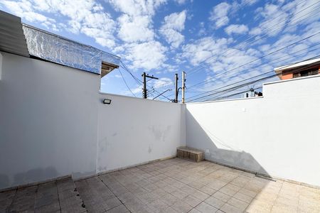 Casa para alugar com 165m², 3 quartos e 2 vagas Casa para alugar com 165m², 3 quartos e 2 vagasQuintal