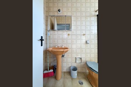 Casa para alugar com 165m², 3 quartos e 2 vagas Casa para alugar com 165m², 3 quartos e 2 vagasBanheiro - Suíte