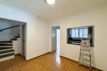 Casa para alugar com 165m², 3 quartos e 2 vagas Casa para alugar com 165m², 3 quartos e 2 vagasSala de Jantar