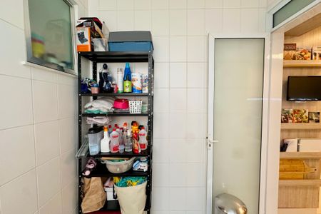 Apartamento à venda com 107m², 3 quartos e 1 vagaÁrea de Serviço