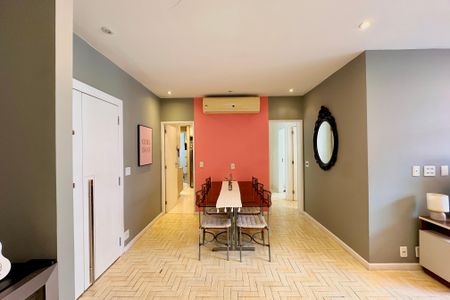 Sala de apartamento à venda com 3 quartos, 107m² em Flamengo, Rio de Janeiro