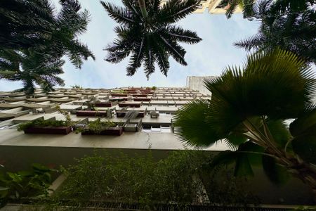 Apartamento à venda com 107m², 3 quartos e 1 vagaFachada