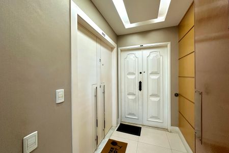 Apartamento à venda com 107m², 3 quartos e 1 vagaÁrea comum