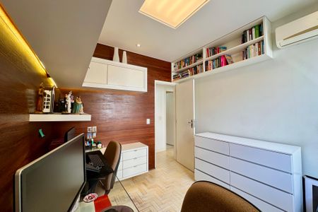 Apartamento à venda com 107m², 3 quartos e 1 vagaQuarto 3