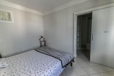Apartamento para alugar com 156m², 3 quartos e 3 vagasSuíte
