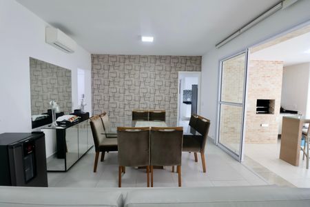 Apartamento para alugar com 158m², 3 quartos e 2 vagas Apartamento para alugar com 158m², 3 quartos e 2 vagasSala