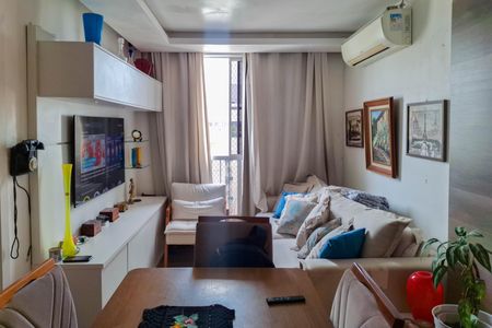 Apartamento para alugar com 108m², 3 quartos e 1 vaga Apartamento para alugar com 108m², 3 quartos e 1 vagaSala