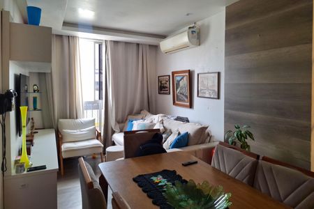 Apartamento para alugar com 108m², 3 quartos e 1 vaga Apartamento para alugar com 108m², 3 quartos e 1 vagaSala