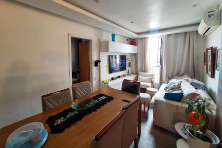 Apartamento para alugar com 108m², 3 quartos e 1 vaga Apartamento para alugar com 108m², 3 quartos e 1 vagaSala