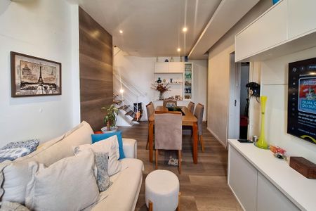 Apartamento para alugar com 108m², 3 quartos e 1 vaga Apartamento para alugar com 108m², 3 quartos e 1 vagaSala