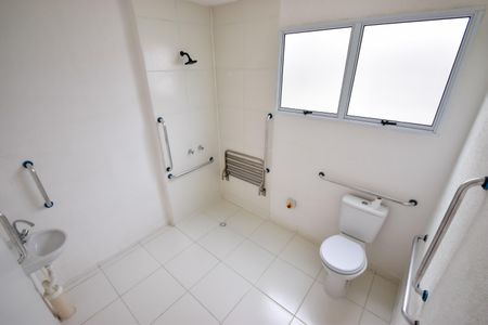 Apartamento para alugar com 41m², 1 quarto e sem vaga Apartamento para alugar com 41m², 1 quarto e sem vagaBanheiro