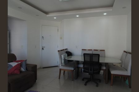 Sala de apartamento à venda com 2 quartos, 52m² em Jardim Roberto, Osasco