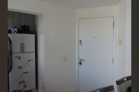Sala de apartamento à venda com 2 quartos, 52m² em Jardim Roberto, Osasco
