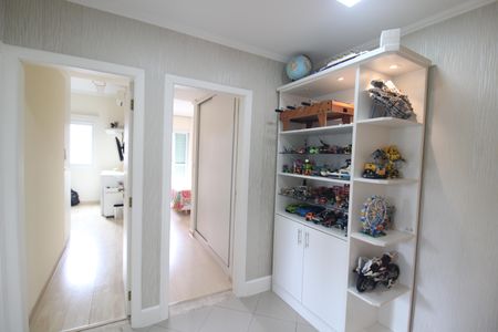 Apartamento à venda com 140m², 4 quartos e 6 vagasCorredor