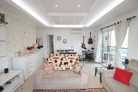 Apartamento à venda com 140m², 4 quartos e 6 vagasSala