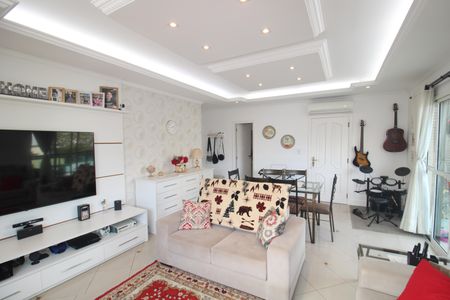 Apartamento à venda com 140m², 4 quartos e 6 vagasSala