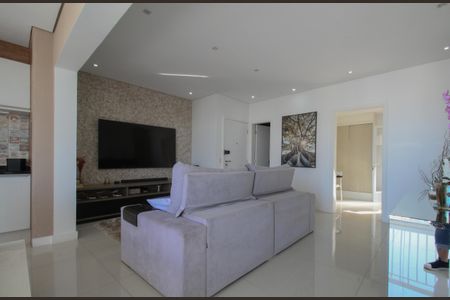 Apartamento para alugar com 107m², 3 quartos e 2 vagasSala