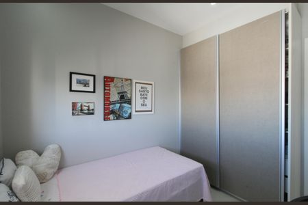 Apartamento para alugar com 107m², 3 quartos e 2 vagasQuarto 2