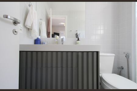 Apartamento para alugar com 107m², 3 quartos e 2 vagasBanheiro