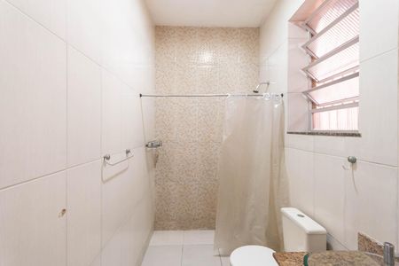 Casa à venda com 90m², 3 quartos e sem vagaBanheiro