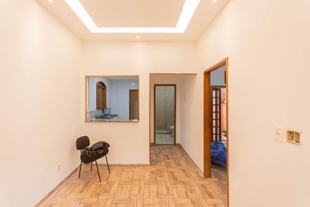 Casa à venda com 90m², 3 quartos e sem vagaSala