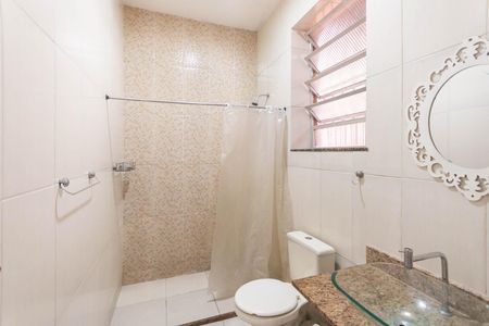 Casa à venda com 90m², 3 quartos e sem vagaBanheiro