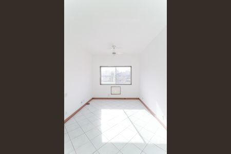 Apartamento à venda com 73m², 2 quartos e 2 vagasSala