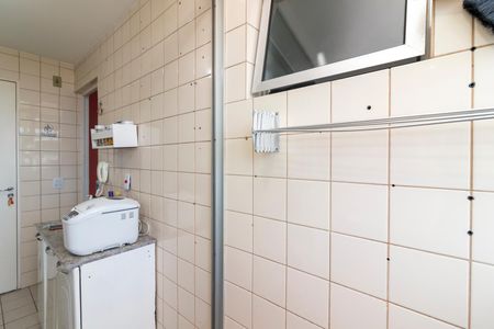 Apartamento à venda com 70m², 3 quartos e 1 vagaÁrea de Serviço