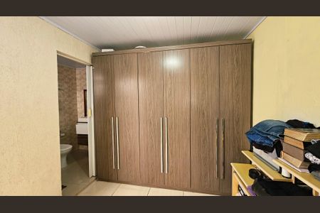 Casa à venda com 130m², 2 quartos e 2 vagasSuíte 