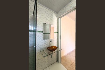 Casa à venda com 130m², 2 quartos e 2 vagasBanheiro Social
