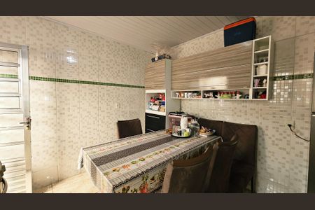 Casa à venda com 130m², 2 quartos e 2 vagasCopa