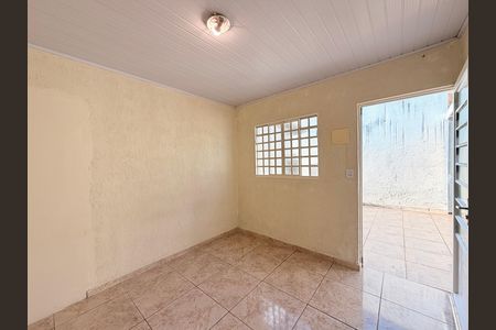 Quarto de casa para alugar com 1 quarto, 60m² em Cidade Santos Dumont, Jundiaí