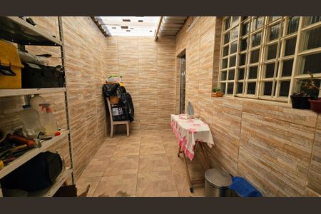 Casa à venda com 130m², 2 quartos e 2 vagasÁrea de serviço