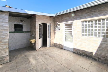 Casa à venda com 130m², 2 quartos e 2 vagasÁrea de Serviço