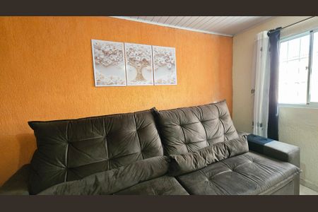Casa à venda com 130m², 2 quartos e 2 vagasSala