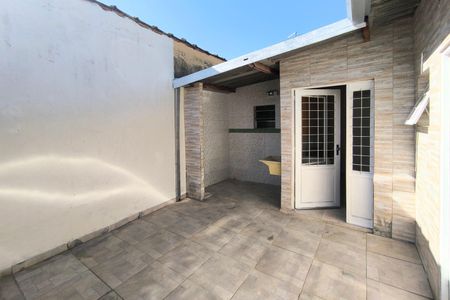 Casa à venda com 130m², 2 quartos e 2 vagasÁrea de Serviço