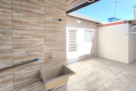 Casa à venda com 130m², 2 quartos e 2 vagasÁrea de Serviço