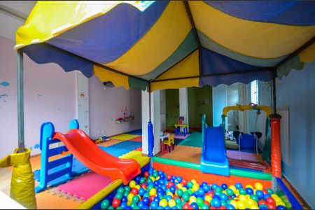 Apartamento à venda com 70m², 2 quartos e 1 vagaÁrea comum