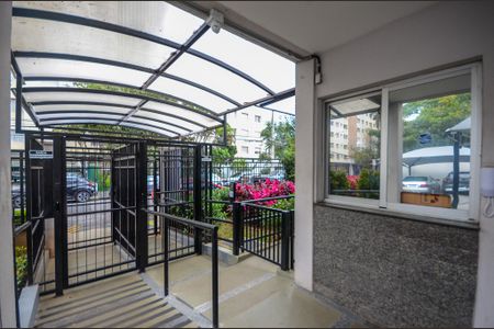 Apartamento à venda com 70m², 2 quartos e 1 vagaPortaria