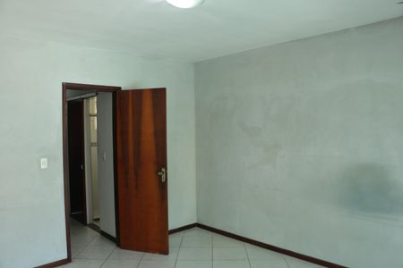 Casa para alugar com 80m², 2 quartos e 2 vagasQuarto