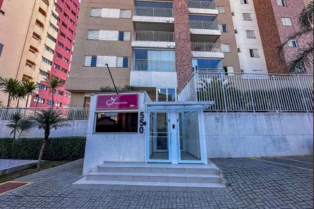 Apartamento à venda com 86m², 3 quartos e 2 vagasFachada e portaria