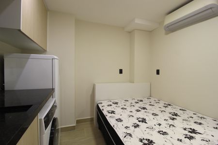 Sala/Quarto de kitnet/studio para alugar com 1 quarto, 15m² em Vila Nova Conceição, São Paulo