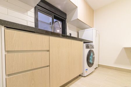 Cozinha de apartamento para alugar com 1 quarto, 15m² em Vila Nova Conceição, São Paulo