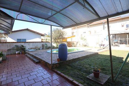 Casa à venda com 173m², 6 quartos e 3 vagasÁrea comum - Piscina