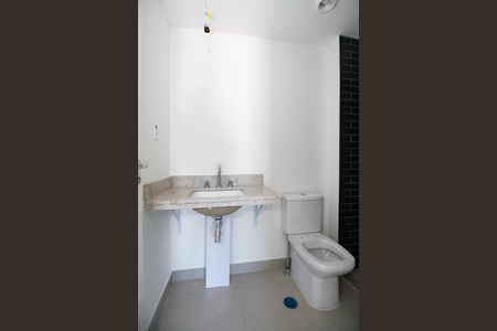 Apartamento para alugar com 86m², 2 quartos e 1 vaga Apartamento para alugar com 86m², 2 quartos e 1 vagaBanheiro da Suíte 1