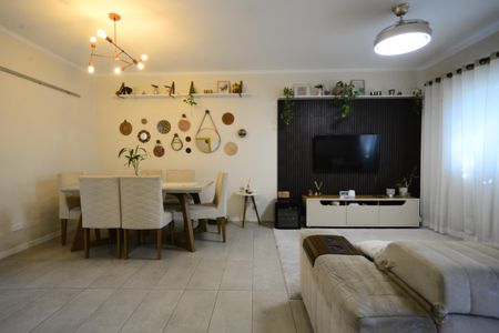 Sala de casa à venda com 3 quartos, 180m² em Ipiranga, São Paulo