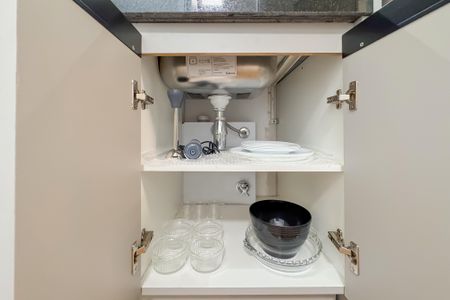 Apartamento para alugar com 21m², 1 quarto e sem vagaCozinha - Armários