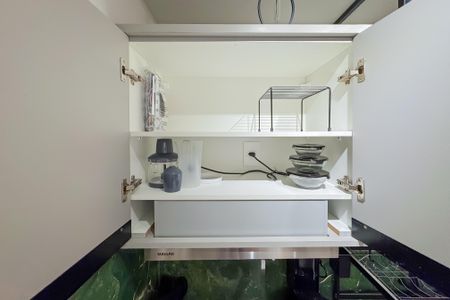 Apartamento para alugar com 21m², 1 quarto e sem vagaCozinha - Armários