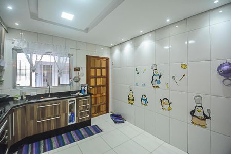 Casa à venda com 125m², 3 quartos e 2 vagas Casa à venda com 125m², 3 quartos e 2 vagasCozinha