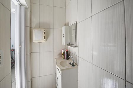 Casa à venda com 125m², 3 quartos e 2 vagas Casa à venda com 125m², 3 quartos e 2 vagasBanheiro de serviço